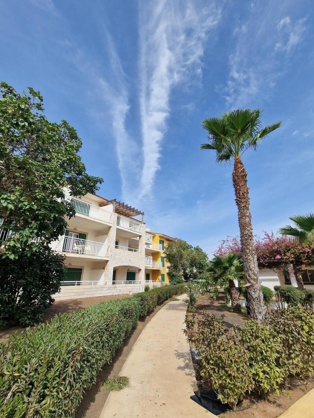 Apartment Stay, Laugh, Repeat! Santa Maria