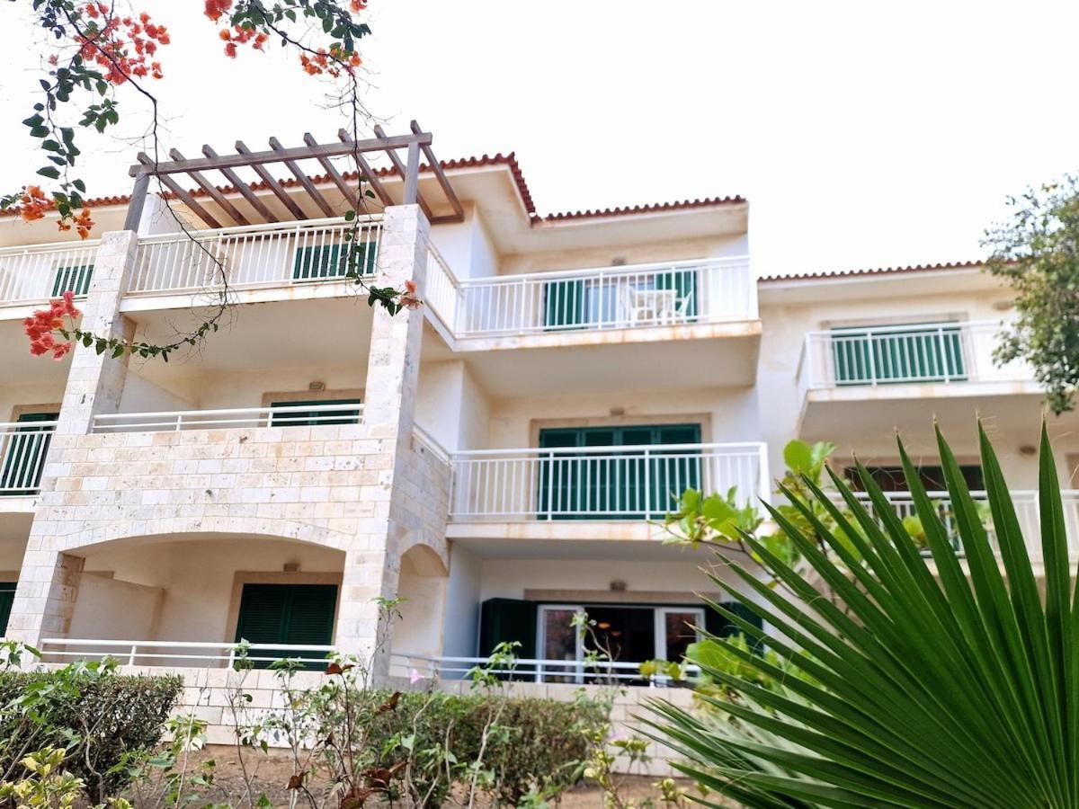 Apartment Stay, Laugh, Repeat! Santa Maria
